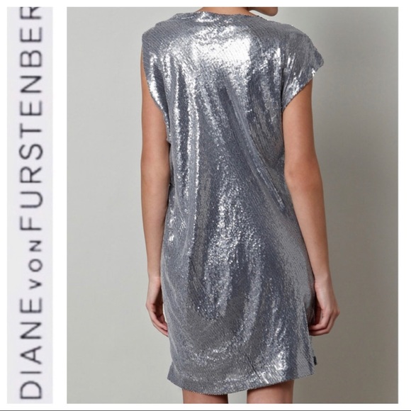 💕SALE💕Diane Von Furstenberg Silver Sequins Dress - Picture 2 of 14